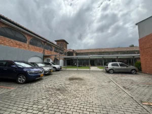 Espacios en arriendo 10 4